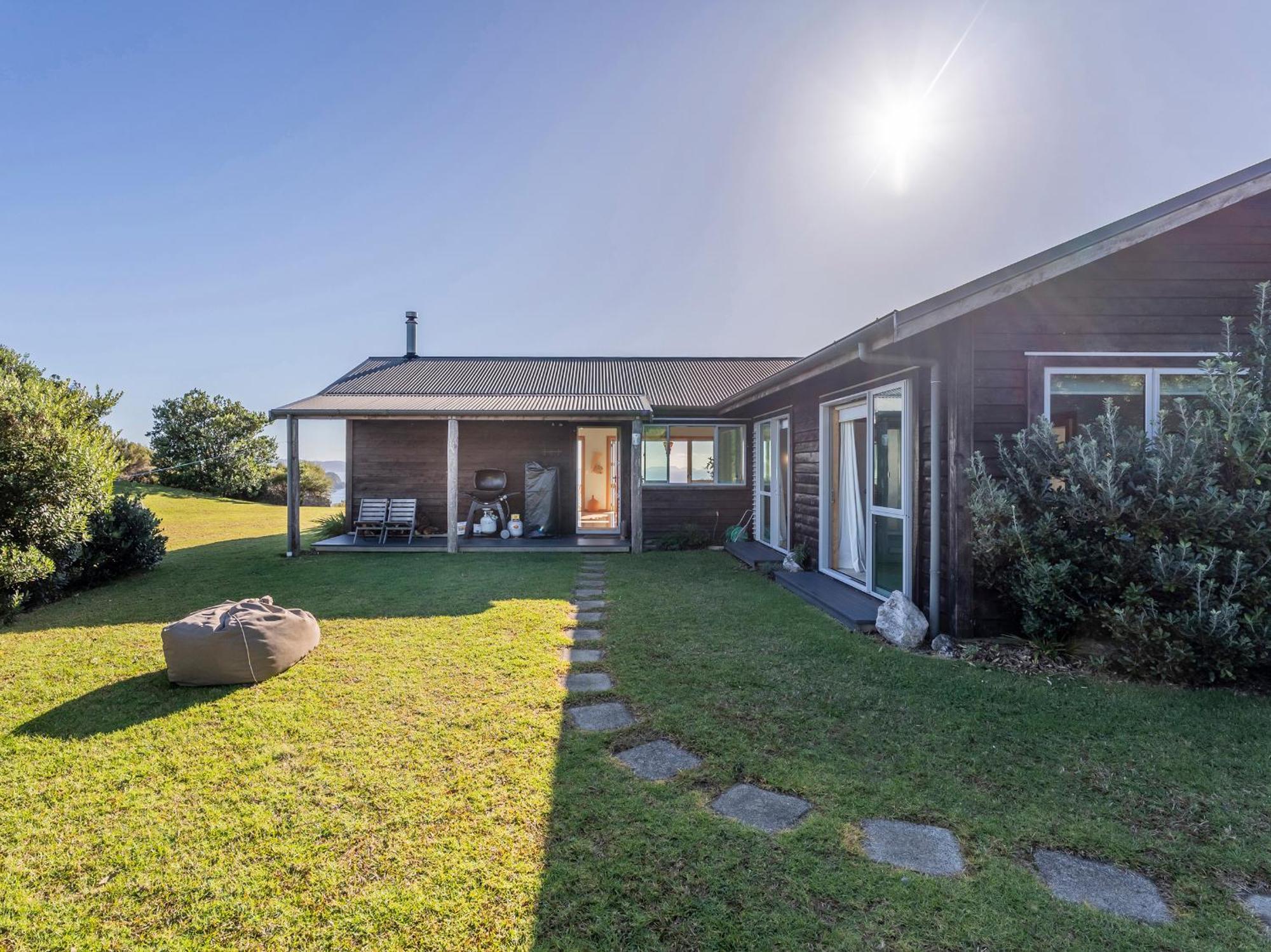 The Grandstand - Hahei Holiday Home Exteriör bild