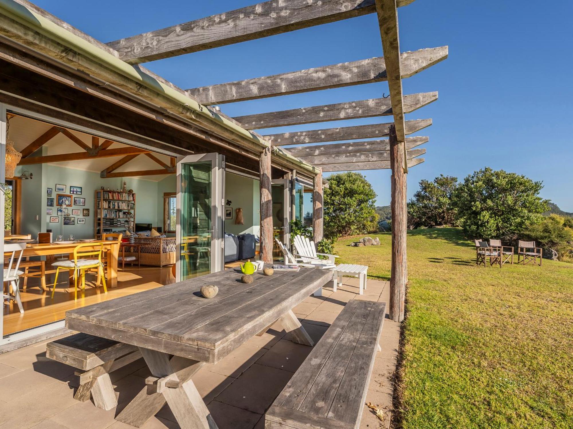 The Grandstand - Hahei Holiday Home Exteriör bild
